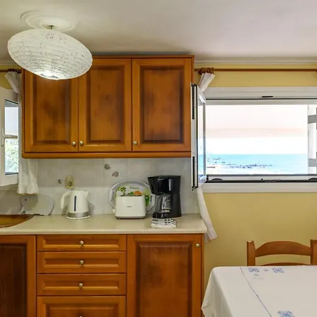 Serenity Apartment *